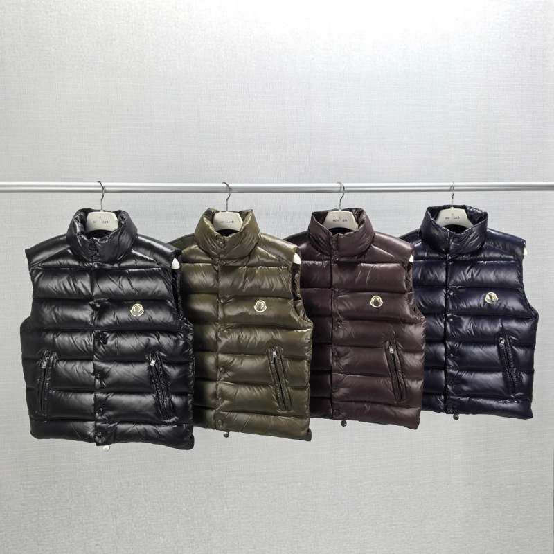Mengjia Celebrity Style Classic down Vest, Lightweight 90% White Goose Down, Glossy Stand-Up Collar Vest, Unisex Mengjia Celebrity Style Classic down Vest, Lightweight 90% White Goose Down, Glossy Stand-Up Collar Vest, Unisex