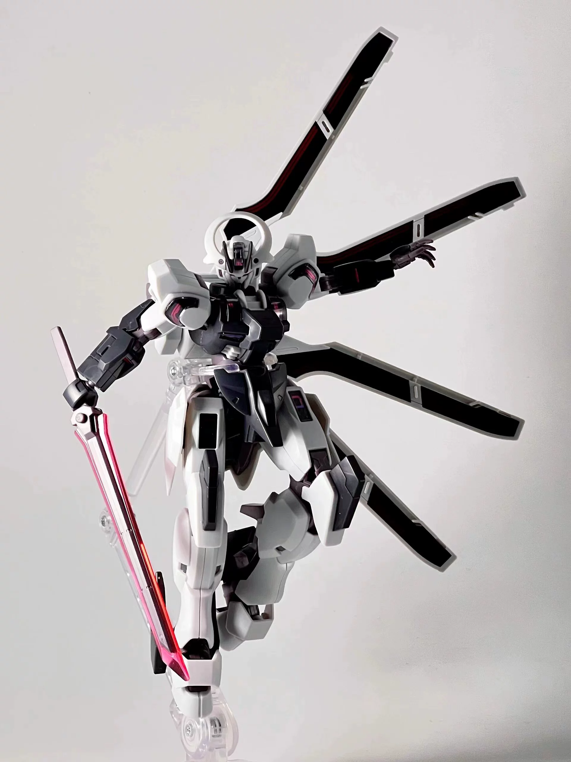 Модифицированный мех Three Kingdoms Bai Qi Cao Ren Ao Bing Gundam Blind Blind MG Destiny Seven Sword Flying Wing Boys Dotted Toys