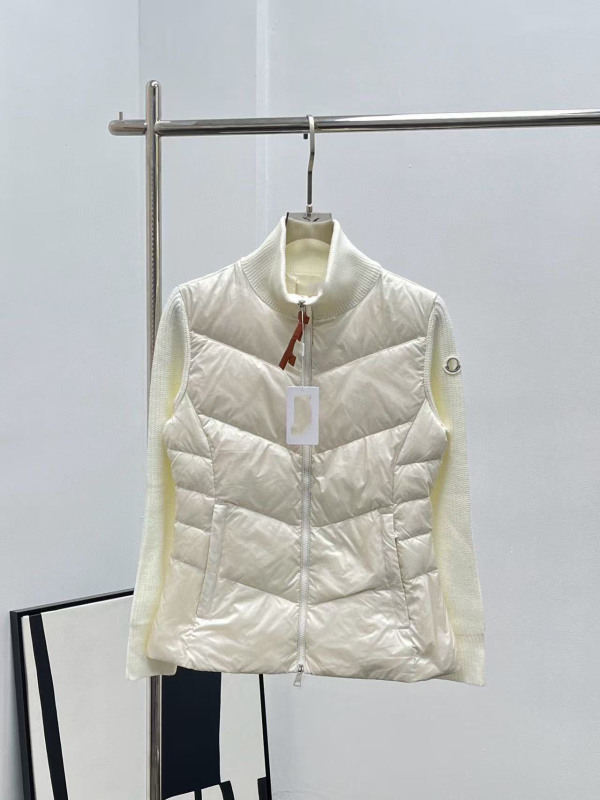 欧洲站蒙家羽绒服新款女短款立领保暖休闲显瘦针织袖拼接白鹅绒|undefined