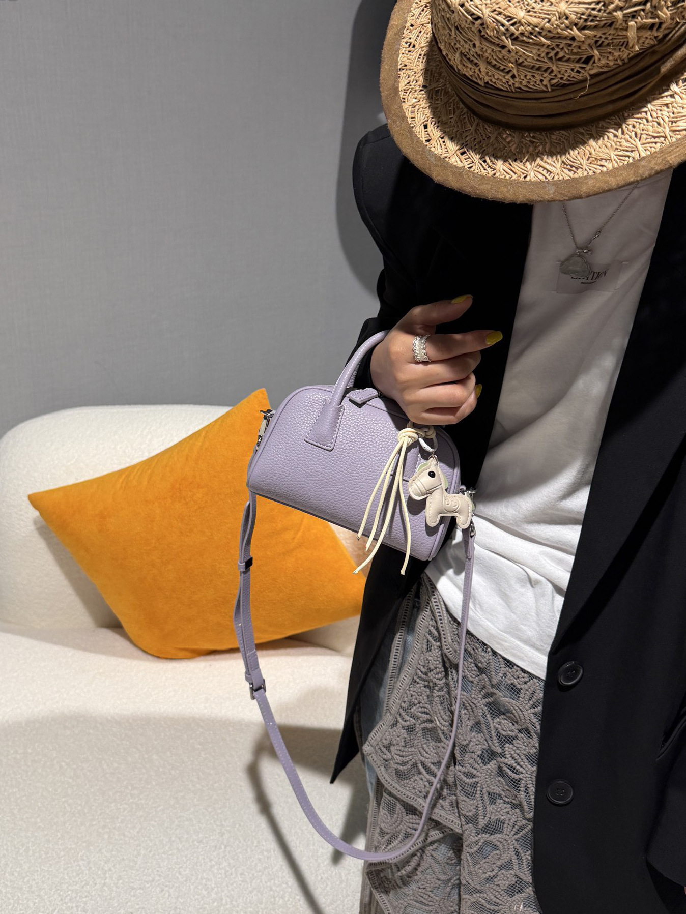 Trending Bowling Bag For Women 2026 New Arrival Luxury Exquisite Small Handbag Crossbody Boston Pillow Bag - Thumbnail 8
