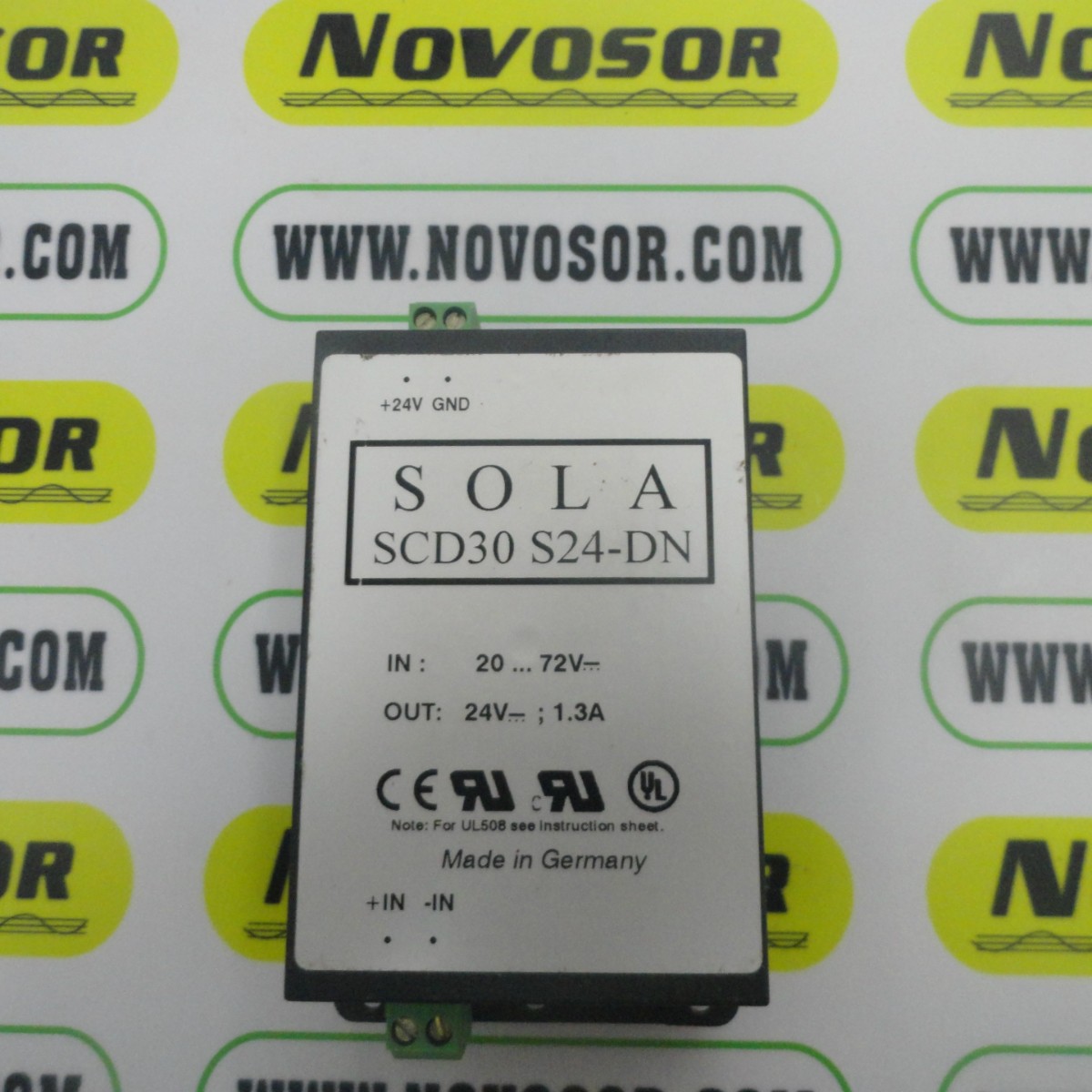 SCD30S24-DN   SOLA    电源