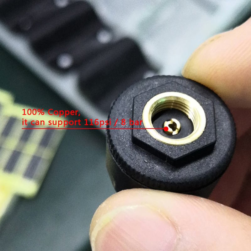 Car intelligent convenient tire pressure monitor six-wheel high-precision tire pressure detector truck RV TPMS