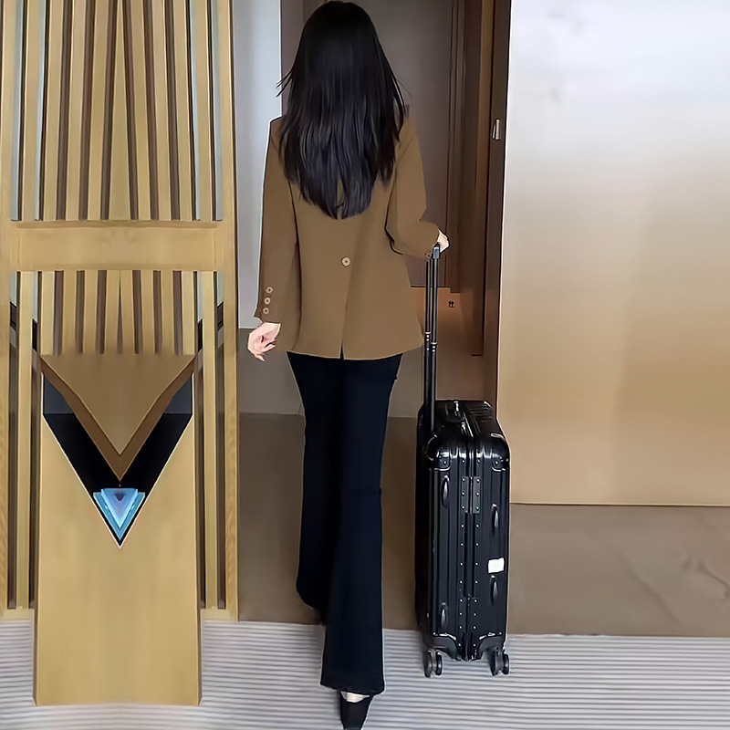 女性用の春と秋のコート、メイラードのホットスタイル、韓国の高級スリットスーツ、小柄な人向け、太った人向けのゆったりとしたカジュアルなスタイル|undefined