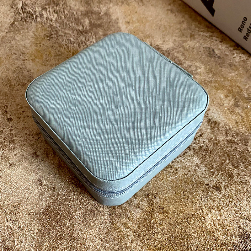 Simple transparente a prueba de polvo pendientes collar caja de joyería multi-rejilla caja de almacenamiento anillo de diseño caja de joyería al por mayor