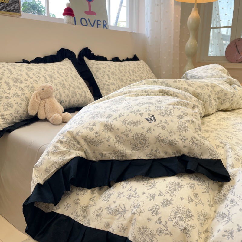 Jogo de cama de quatro peças em algodão 100%, estilo boho vintage nórdico francês, com renda vintage, 40 fios, design leve e elegante. Capa de edredom moderna e sofisticada._voghion.com