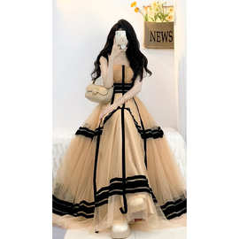 2025年新款法式盐系穿搭轻熟高冷御姐风长裙吊带连衣裙子女装