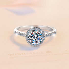 s925纯银圆包戒子现货批发时尚镀金经典指环圆形莫桑石女戒指跨境