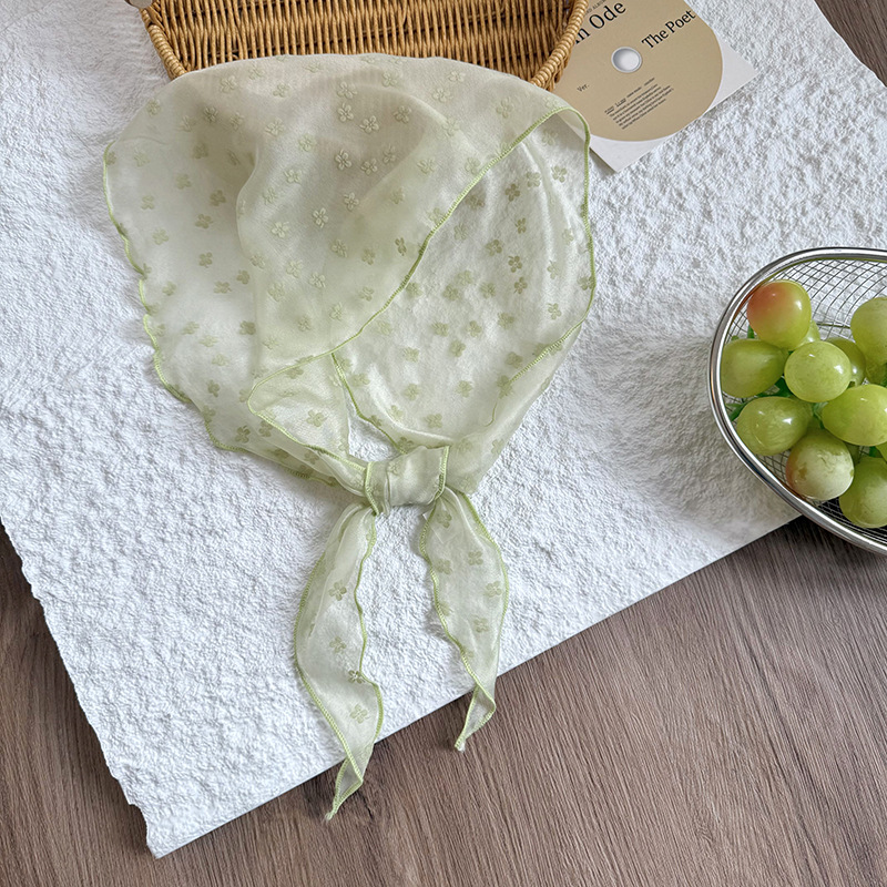 Flores claras y verdes