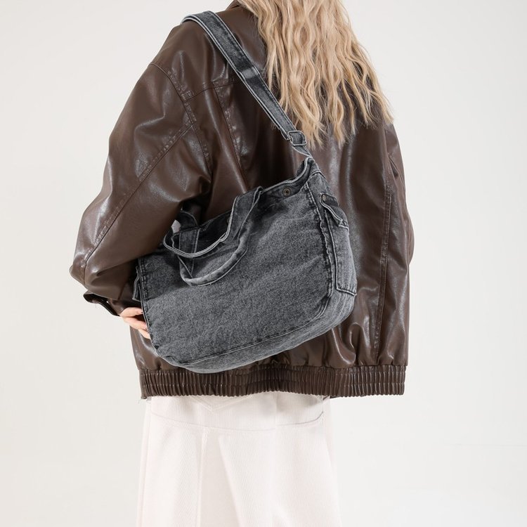 Explosiva transfronteriza