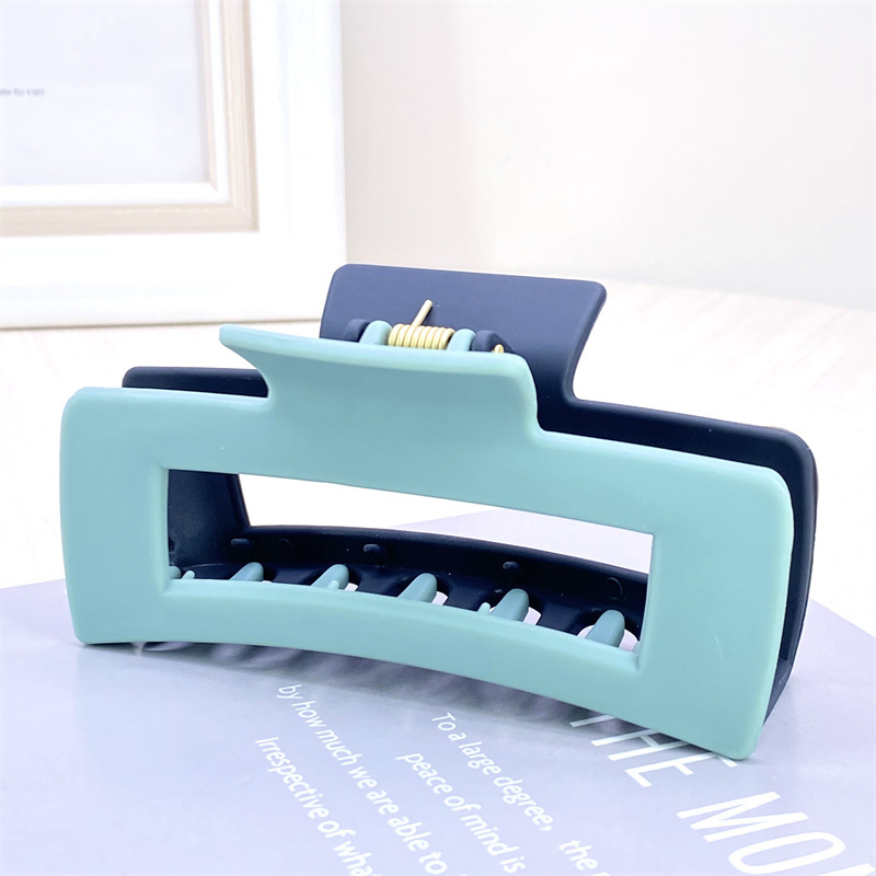 Corea del Sur pequeña resina de contraste fresca agarrar clips temperamento literario matt acabado esmerilado de dos colores garra cuadrada agarrar el cabello