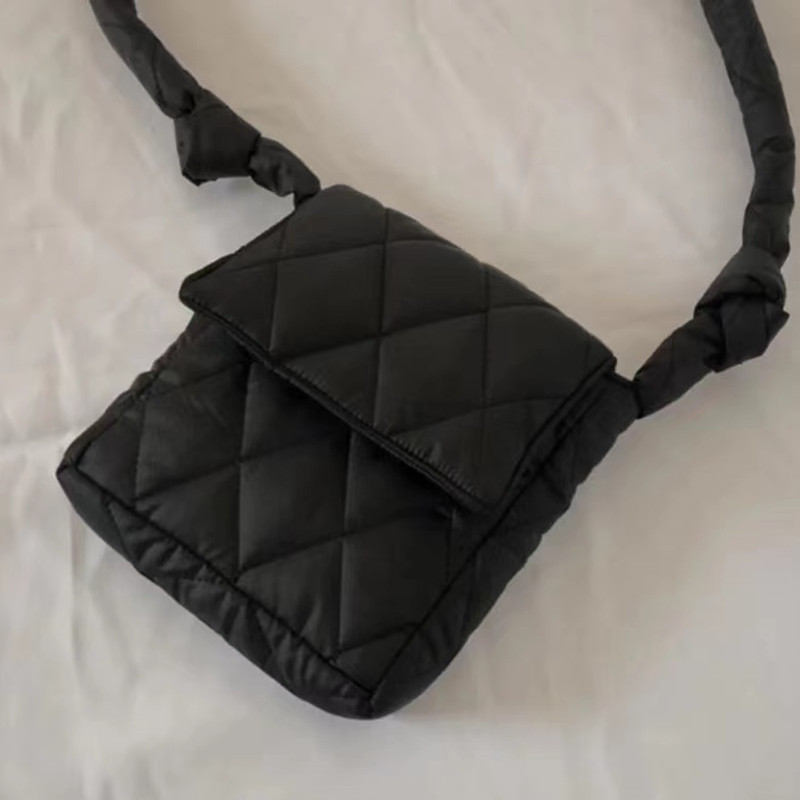 Korean Independent Designer Brand Black Nylon Waterproof Small Cotton Bag Classic Diamond Pattern Crossbody Mini Mobile Phone Bag Korean Independent Designer Brand Black Nylon Waterproof Small Cotton Bag Classic Diamond Pattern Crossbody Mini Mobile Phone Bag