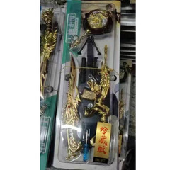 チキン周辺モデル 5 本爪ゴールデンドラゴン爪ナイフ 5 本爪ゴールデンドラゴン銃合金モデル誕生日ギフトおもちゃ送料無料