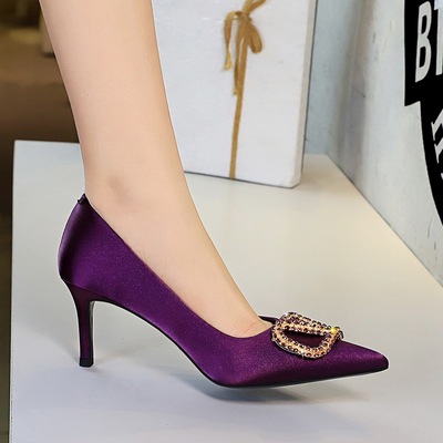 8358-AK202 European and American stunning high heels women's shoes, fashionable rhinestone V-buckle pointed shallow