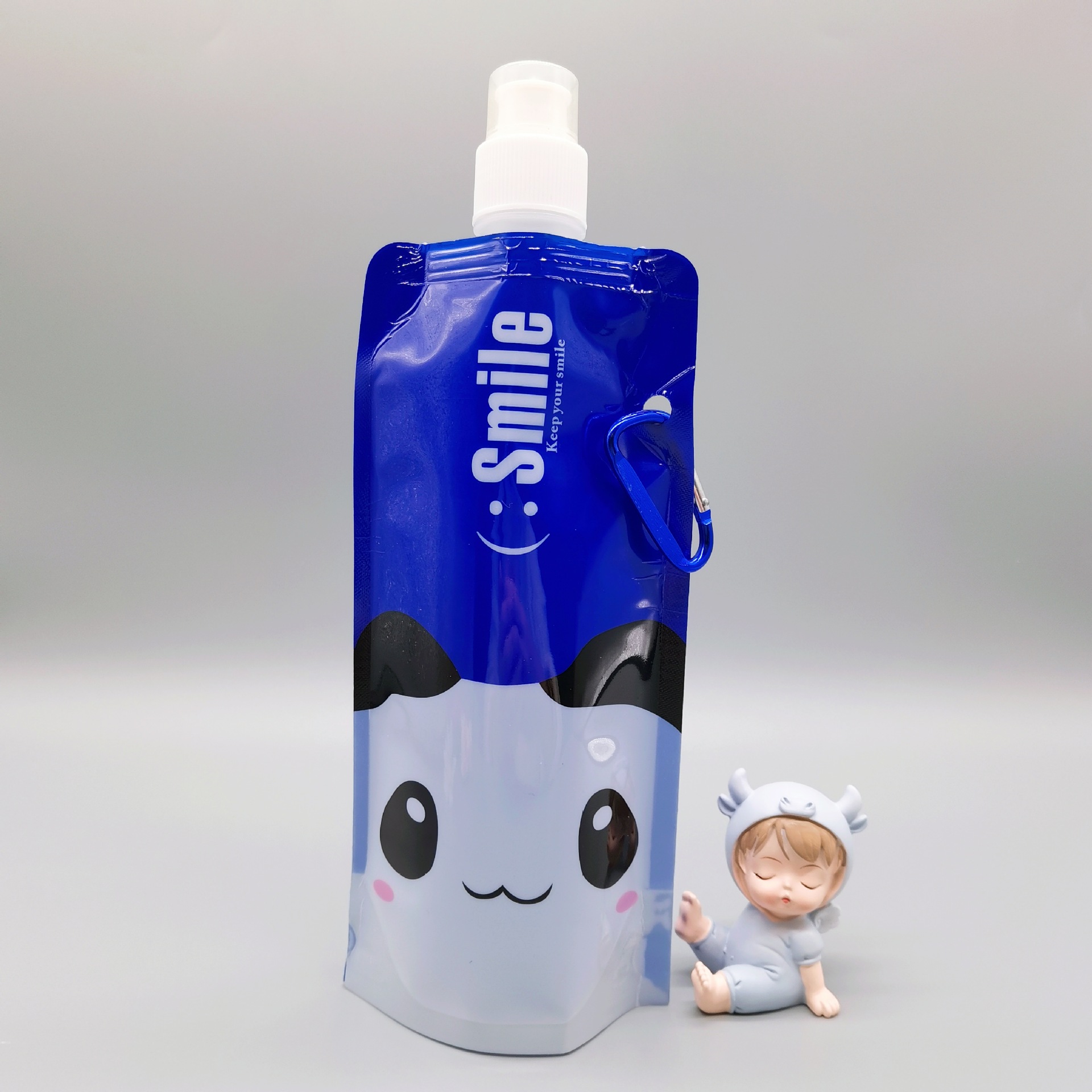 厂家直供480ml户外运动便捷折叠水袋 带登山扣便携悬挂自立吸嘴袋