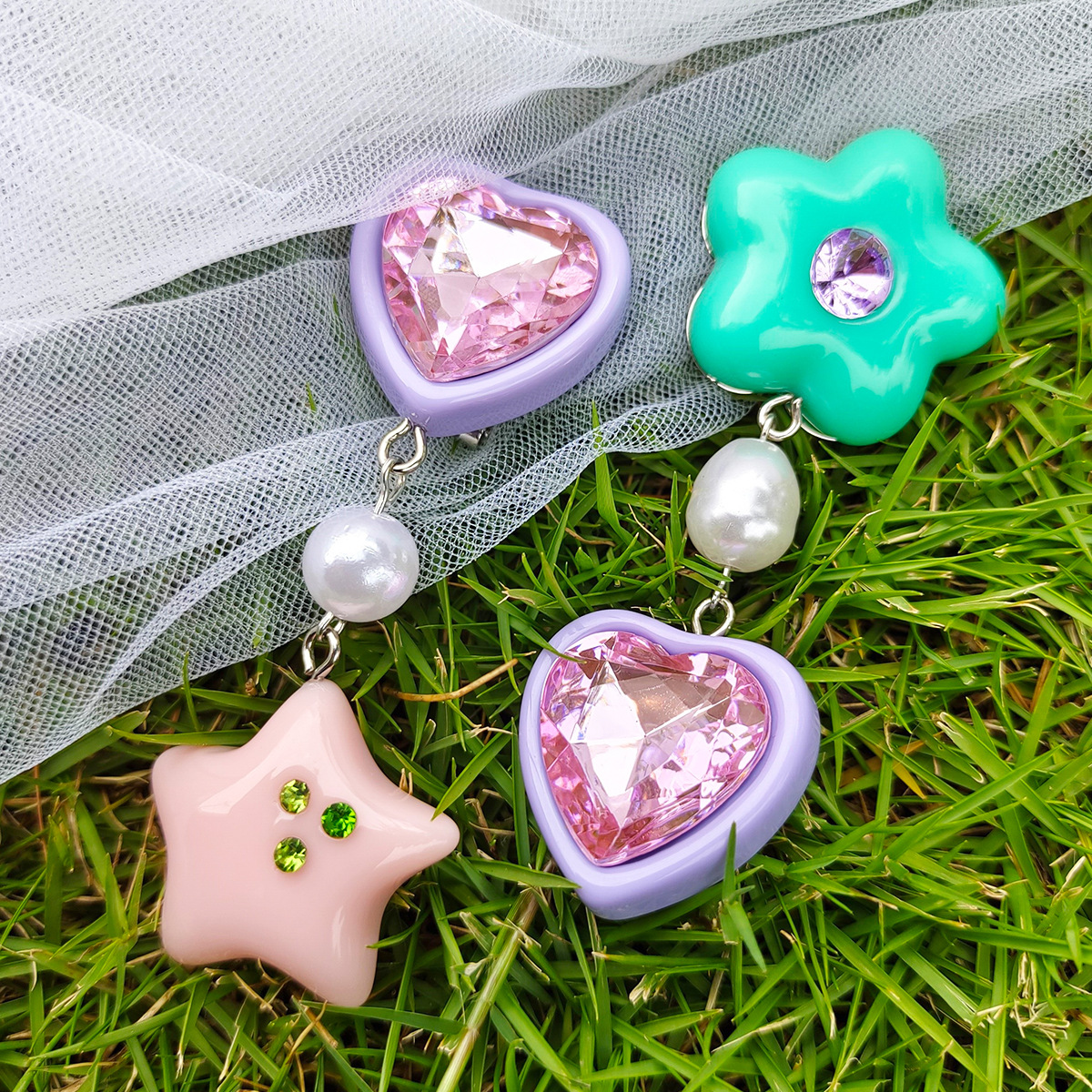 Pentagram, Heart Shape Pattern Women'S Gender Cute Pentagram Heart Shape Resin Artificial Gemstones Artificial Pearls Earrings