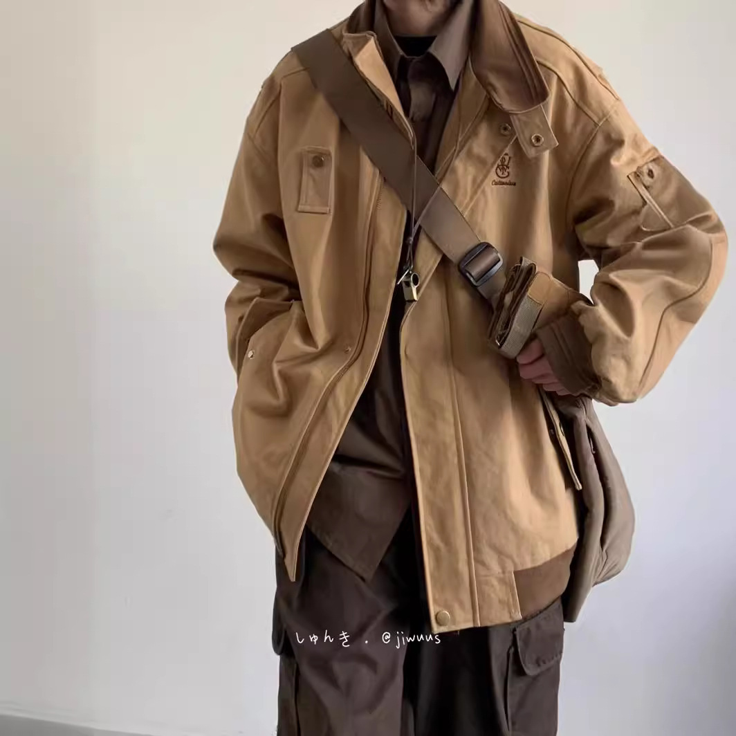 Estilo japonés retro bordado Diseño ropa de trabajo chaqueta de los hombres y las mujeres de Primavera y Otoño Nueva solapa suelta de color a juego Chaqueta de traje de vuelo