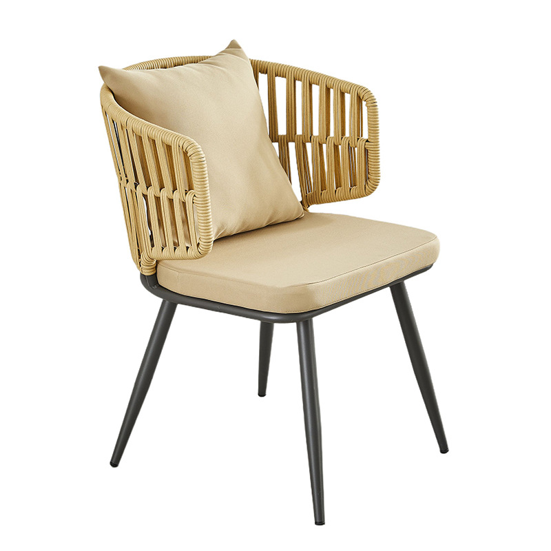 Sofá pequeño al aire libre de caña patio simple jardín de caña sofá silla de caña una sola silla de caña de tres piezas set mesa de té