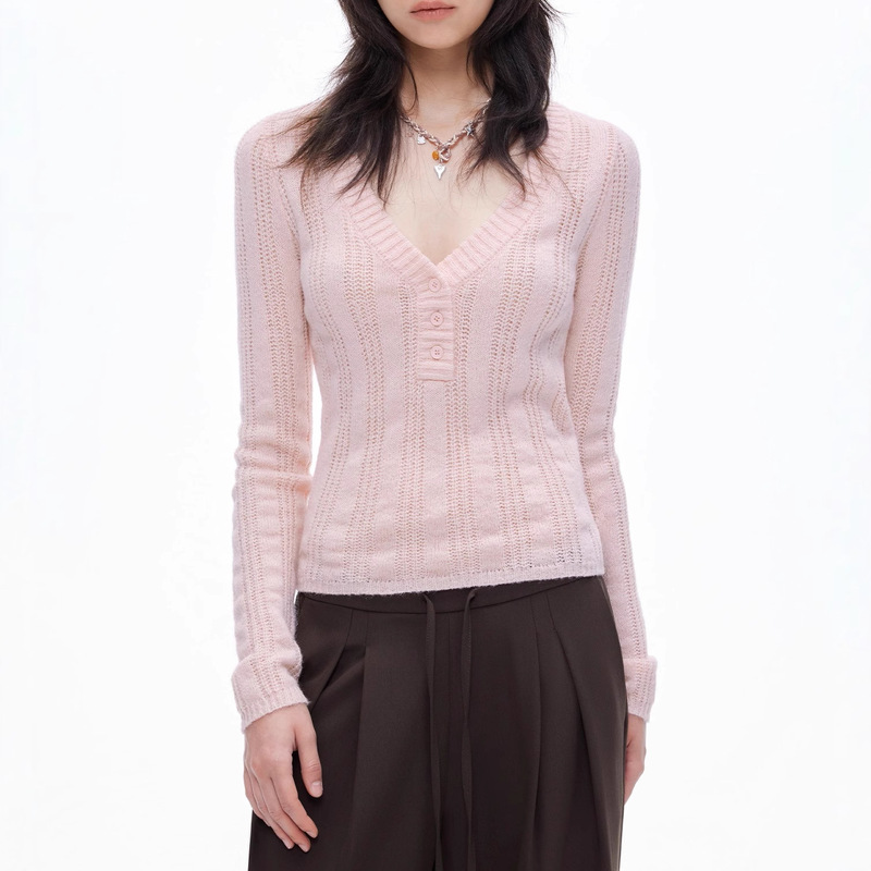 Lotus Root Pink V Neck Woolen Top for Women 2025Fw Vertical Pit Thread Cut Out Wool Knitwear