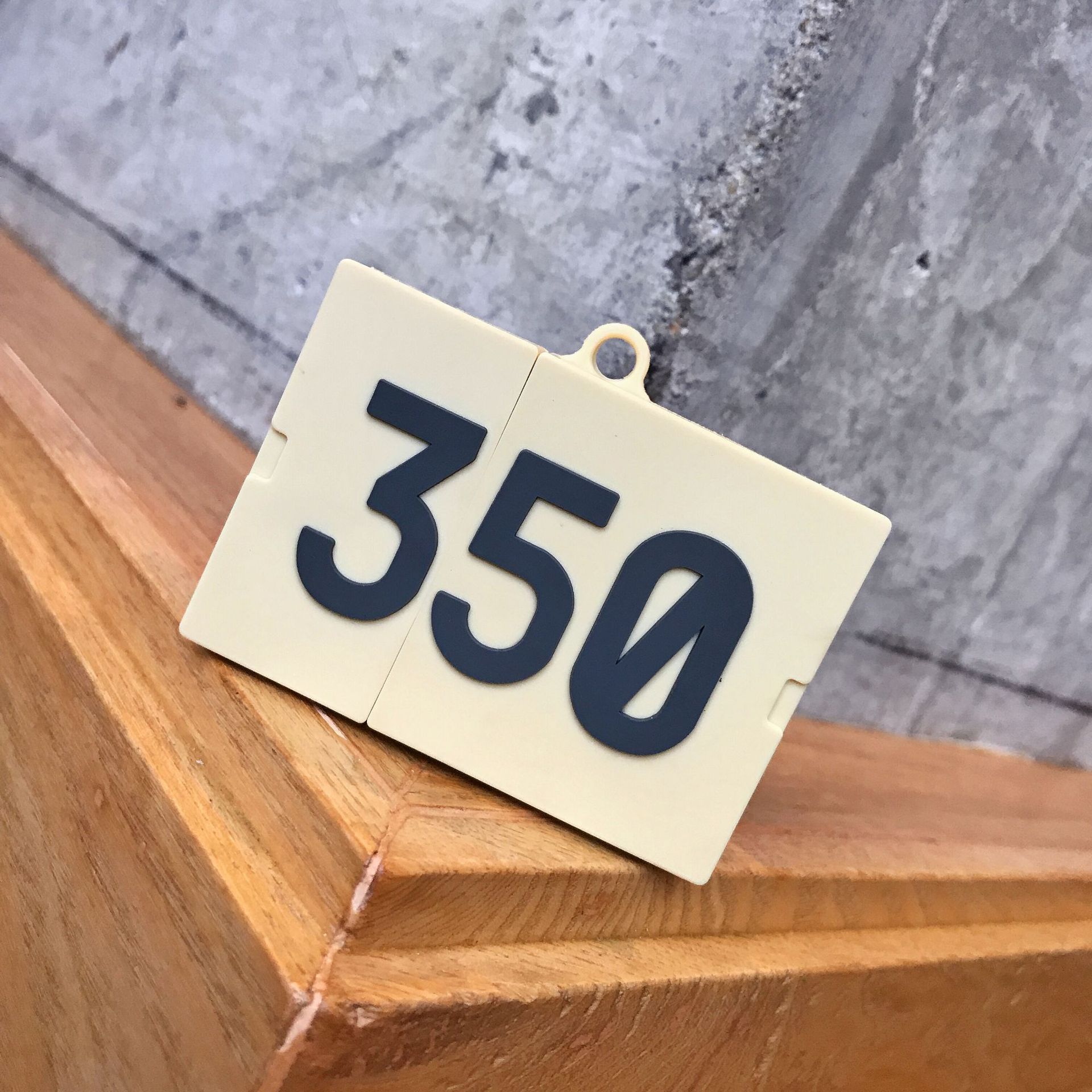 13854573717_1245453748