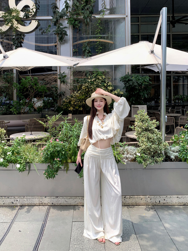 RHGD实拍 优雅套装女手工压褶V领荷叶边长袖上衣气质宽腰头休闲裤|undefined
