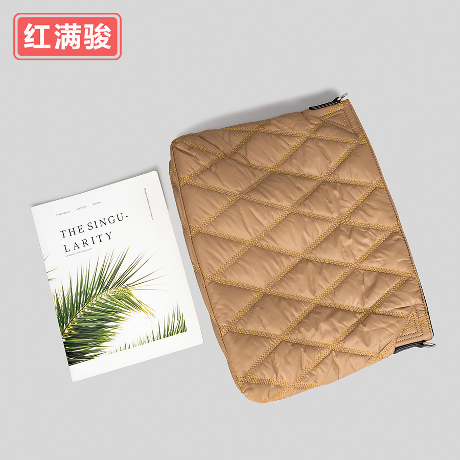 Abajo acolchado abrigo de algodón bolso de mano de las mujeres moda rómbica espacio bolso de algodón simple color sólido bolso de hombro otoño e invierno