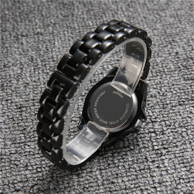 Sommer klassische heiße Art koreanische Marke Damen Quarzuhr weiße Keramik Damenuhr wasserdicht Student Mode Uhr_voghion.com