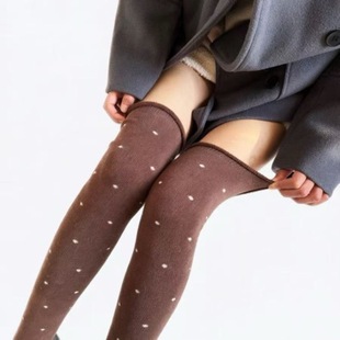 �Ӻ�ëȦ��ɫ�����m���nϵ���c���m�ﶬ��ëȦ��ů���m��ɫ�LͲ�m