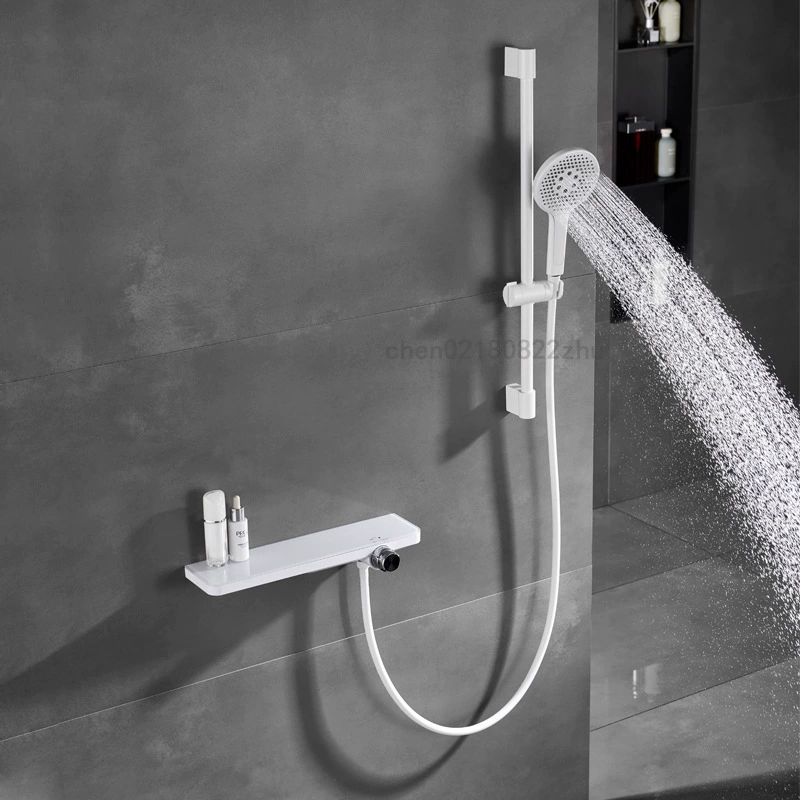 Kни A piece of flat tablet shower shower white simple bathtub shower liquid silicone black