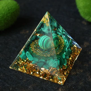 跨境新款水晶球金字塔摆件碎石滴胶树脂工艺品家居办公桌面装饰品