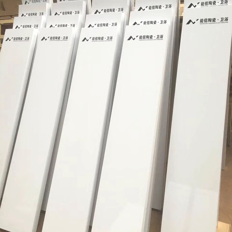 メーカー卸売塗装済み天井噴水式シャワー浴室陳列棚タオル掛け金具展示板展示キャビネット|undefined