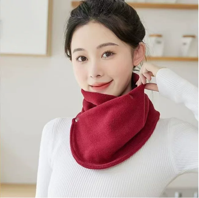 Warm windproof universal scarf, with neck protection