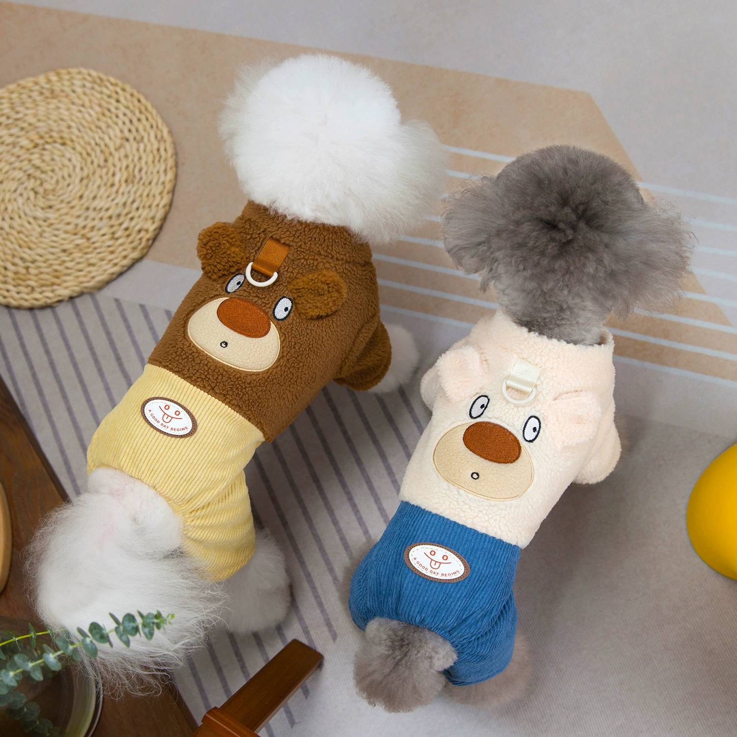 Домашние брюки с четырьмя ногами могут буксировать собачью одежду