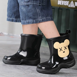 男式雨鞋;女式雨鞋;童拖鞋