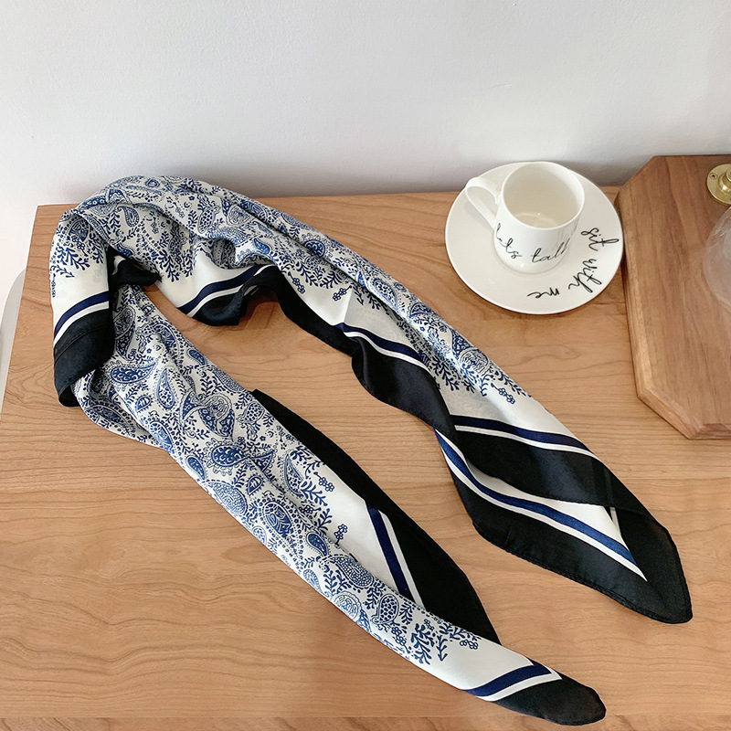 Decoración de verano bufandas de seda para viajeros bufandas profesionales 70x70 pequeñas bufandas cuadradas accesorios de mujer ataduras de cabello seda simulada