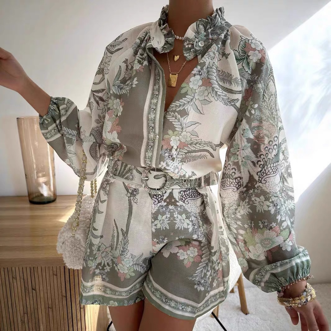 Palace Stand up Collar Puff Sleeve Single Placket Printed Shorts Set 15 Palace Stand Up Collar Puff Sleeve Single Placket Printed Shorts Set
