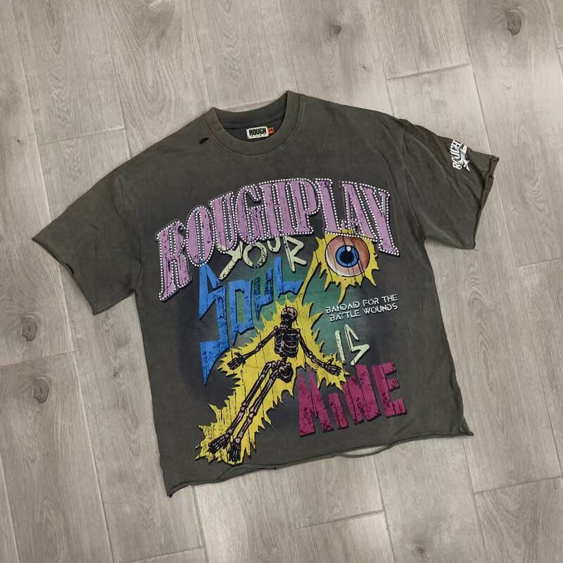 RoughPlay NYC T-Shirt美潮高街洗水做旧破洞大幅闪亮带钻短袖T恤|undefined