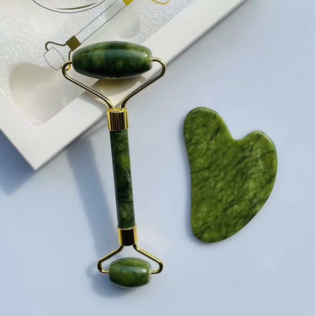 Jade Roller masajeador fábrica al por mayor polvo Crystal roller Jade beauty container Factory Jade roller suit