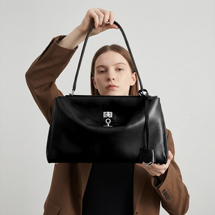 ��Y���^��СţƤ Rodeo�P�����ذ�������μ�Ҹ�°�������ͨ�ڰ�