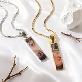 独立站新款热销diy定制雕刻眼睛图案项链不锈钢照片图片吊坠饰品