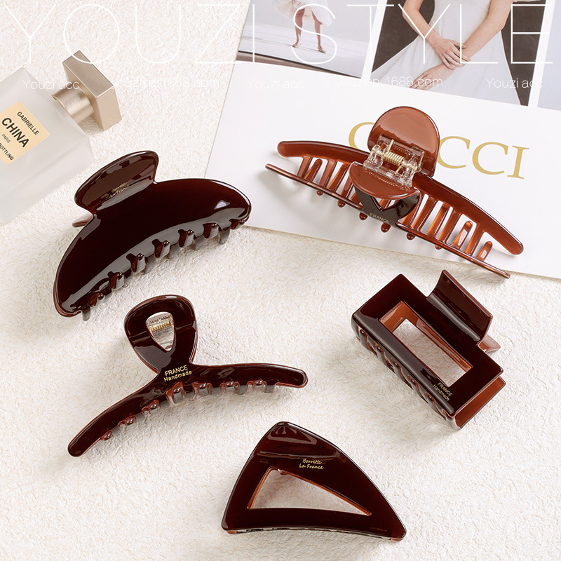 女性用チョコレートアセテートヘアクリップ 2025 新しいハイエンドサメヘアクリップ、大きな髪と後頭部の気質ヘアクリップ|undefined