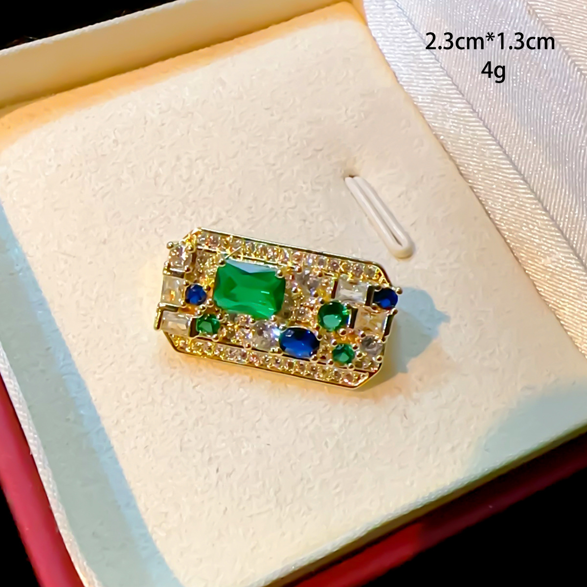 Exquisite Schmetterlingsbrosche Mit Goldfisch Zirkonia Lila_voghion.com