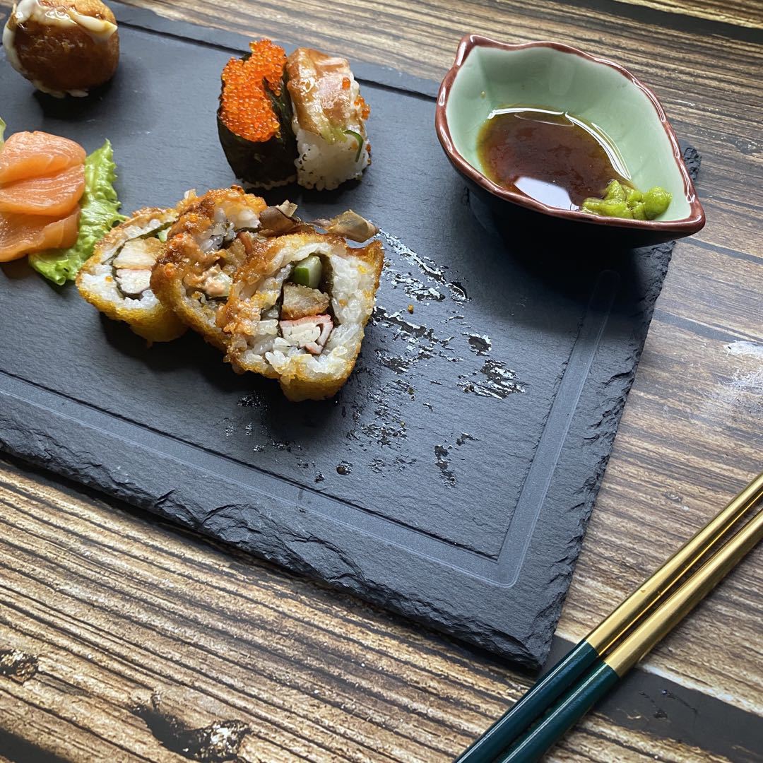 Japonés nuevo estilo ranurado Placa de pizarra placa Occidental cafetería creativa pizarra filete placa aislada roca placemat