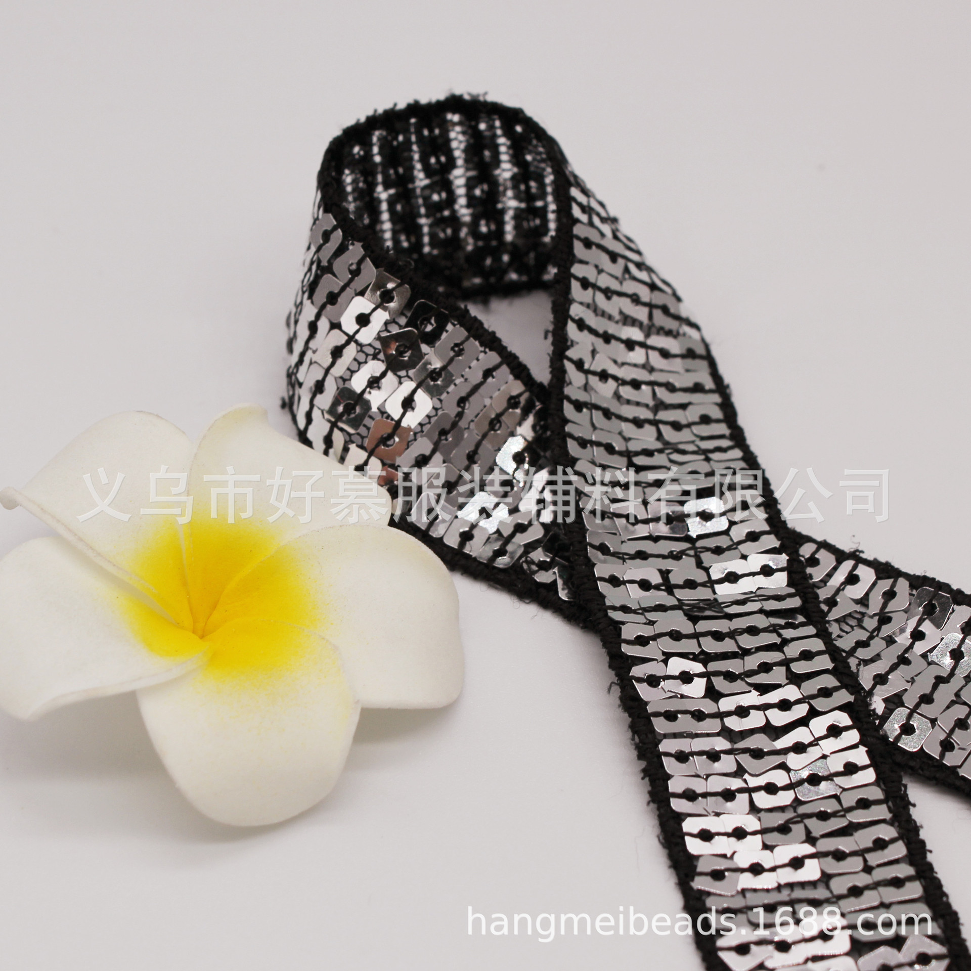 供应亮片花边五排 优质环保珠片花边 花边批发