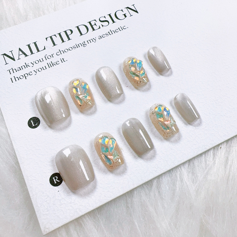 Purely Handmade Wearable Cat-Eye Daily Short Nails, Whitening Manicure, New Acrylic Pile Diamond Dopamine Style Wholesale Purely Handmade Wearable Cat-Eye Daily Short Nails, Whitening Manicure, New Acrylic Pile Diamond Dopamine Style Wholesale