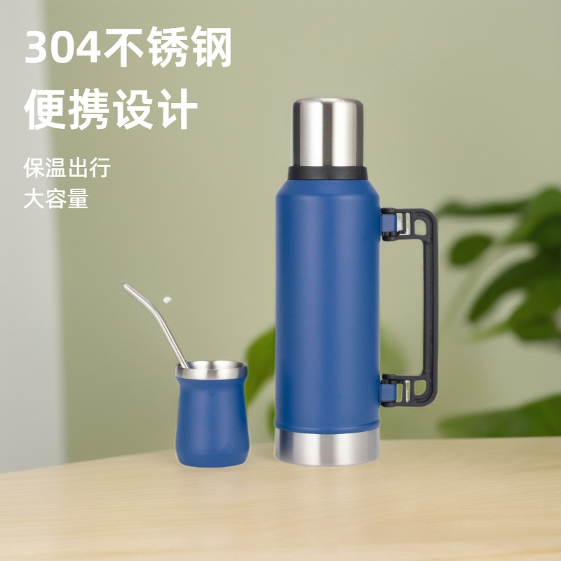 Botella de agua aislada estilo Stanley con asa portátil, botella de ciclismo de gran capacidad, taza térmica de acero inoxidable 304, botella de agua caliente.