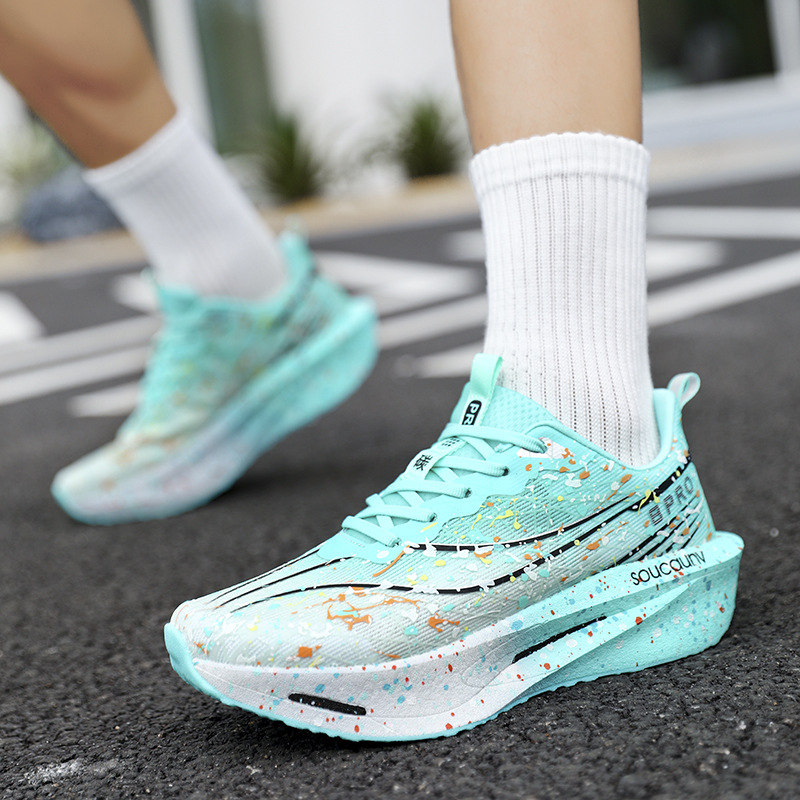 Summer breathable shock-absorbing ultra light running sneakers for…