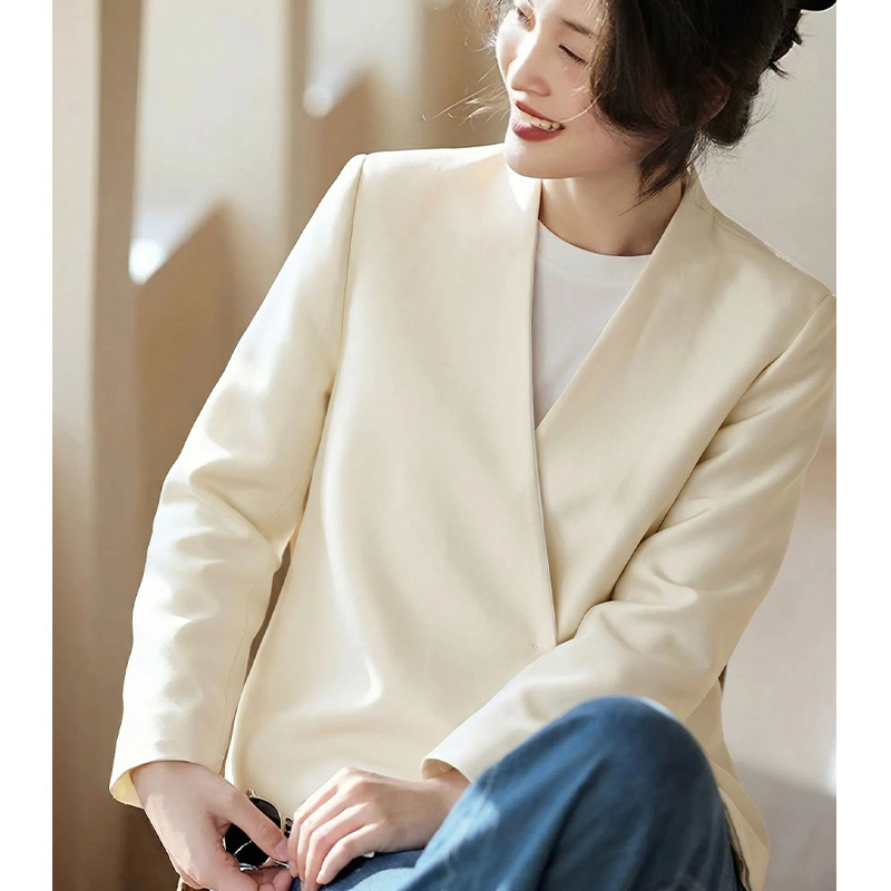 High-End V-Neck Off-White Blazer, New Spring and Autumn Style, Workplace Formal Wear, Waist-Cinching, Slimming, Elegant Suit Jacket