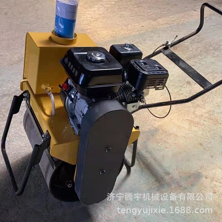 腾宇TY-700A大单轮手扶汽油压路机泥土沟槽压道机 振动压实机报价