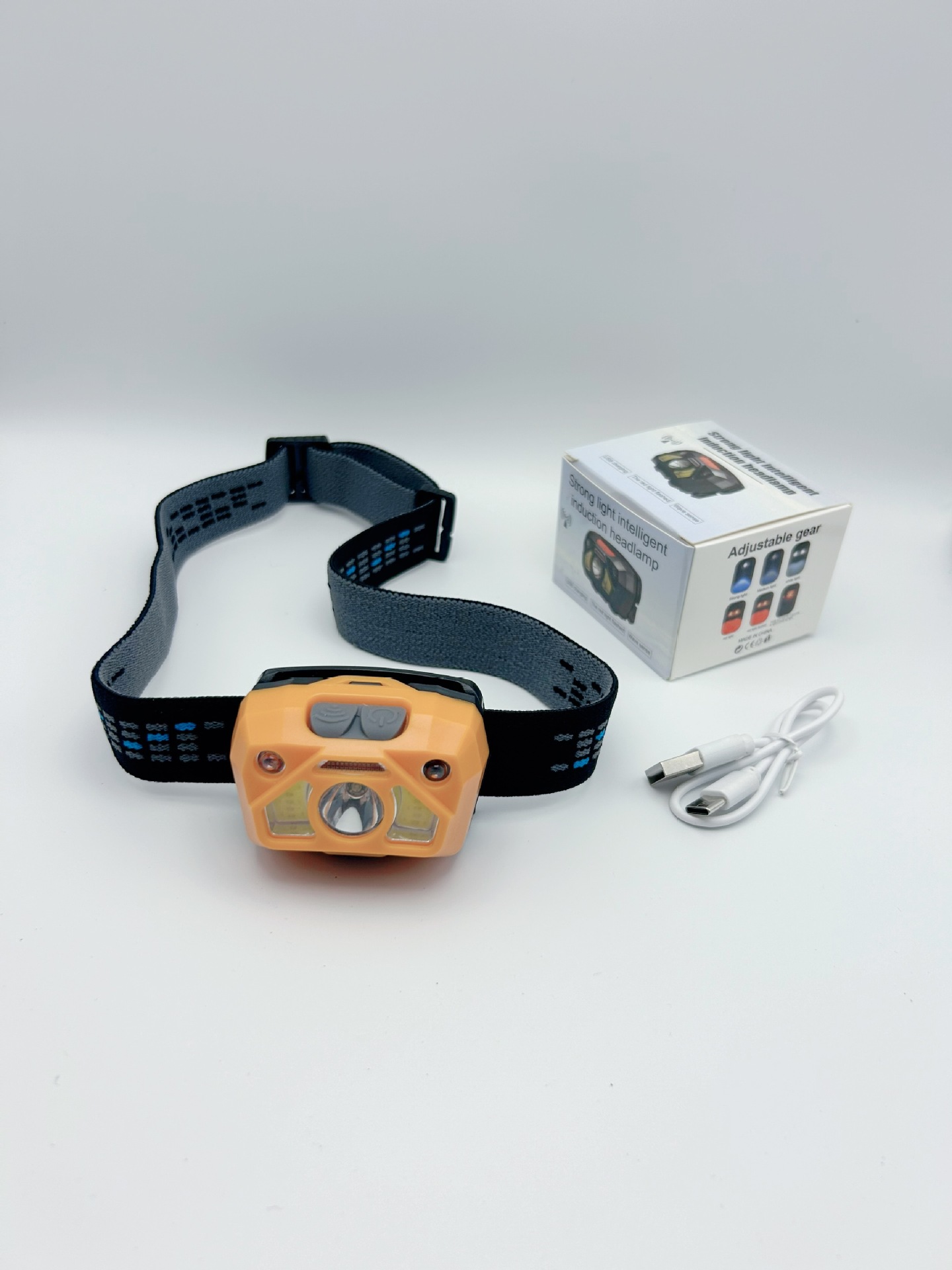 Linterna frontal de pesca con sensor multifuncional Cob con batería de larga duración, luz potente, ultrabrillante, iluminación montada en la cabeza para pesca marítima, carga USB