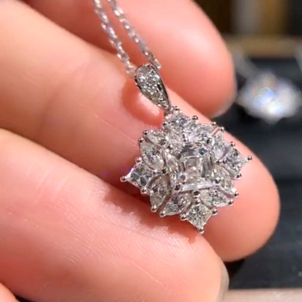 Fashion Flower Copper Pendant Necklace Inlay Zircon Copper Necklaces